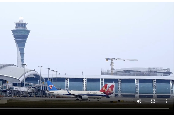 清晨的阳光穿透薄雾.png 清晨的阳光穿透薄雾.png