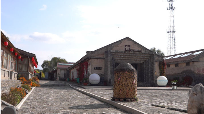 右玉县由废弃粮站改造而成的“艺术粮仓.png 右玉县由废弃粮站改造而成的“艺术粮仓.png